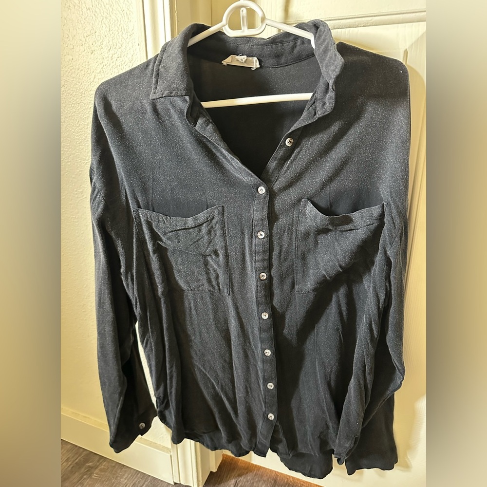 Eesome button down blouse